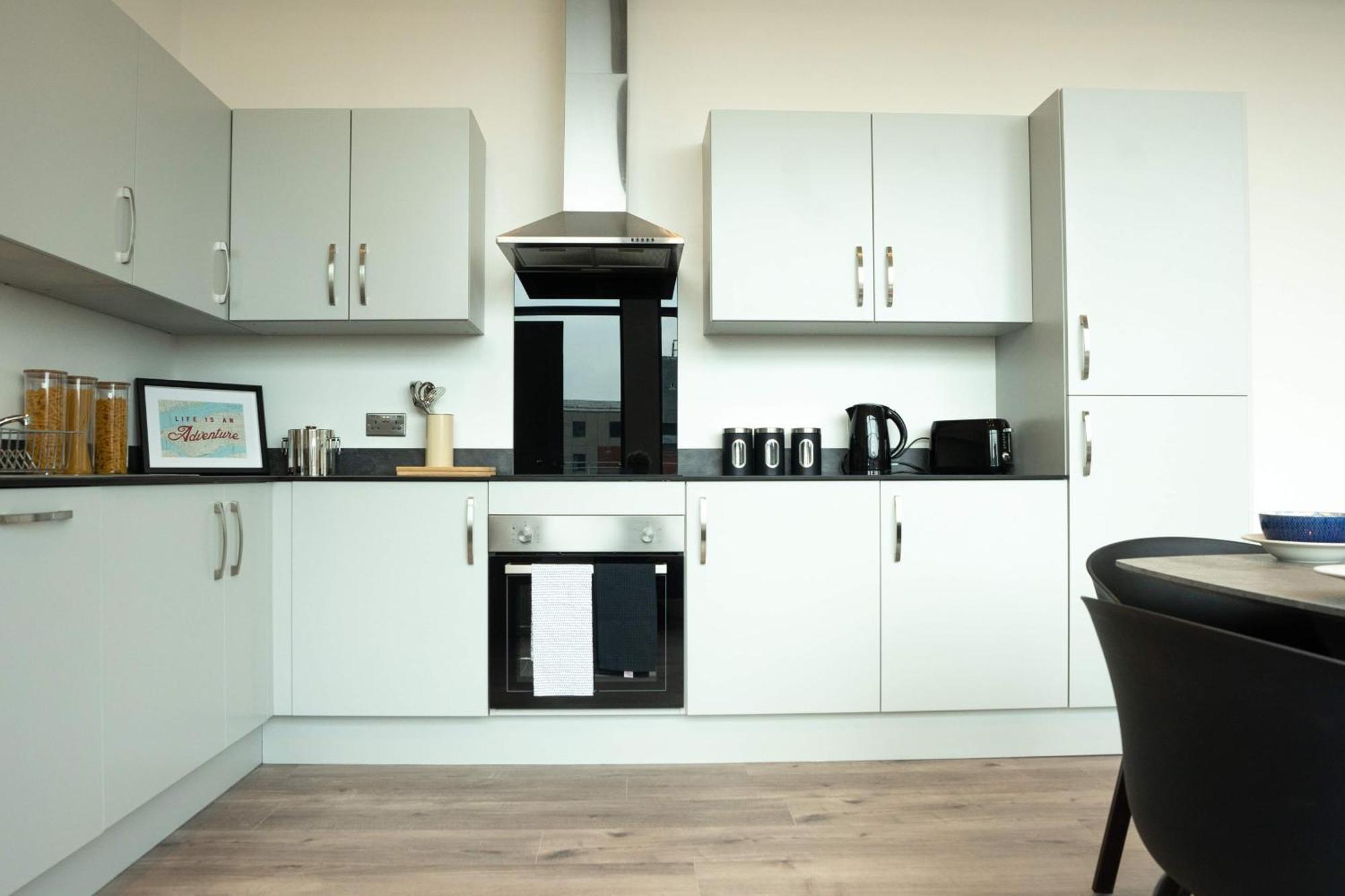 Alur Apartments Liverpool Central Екстериор снимка